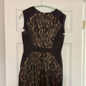 Adrianna Papell Sleeveless Black Dress w Lace Panel Knee Length Pencil Size 10